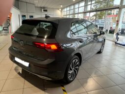 VOLKSWAGEN Golf 8 TSI 150ch First Edition complet