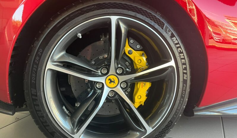 Ferrari 296 GTB complet